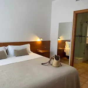 Vehi Hotel